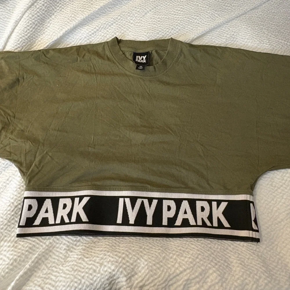 Ivy Park Olive Green Crop Top - Picture 2 of 7